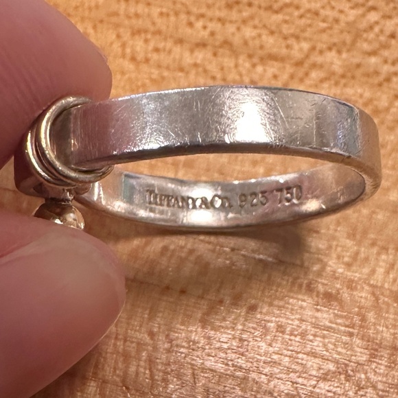 VTG Tiffany & Co. Hook & Eye sterling silver ring 925 w/18k gold accents, SZ 9. - Picture 3 of 7